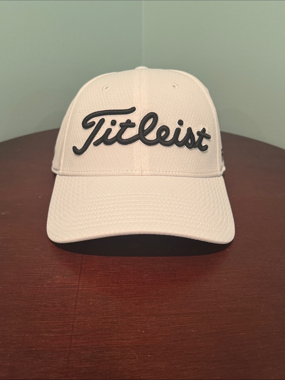 NWT Titleist White Golf Hat with Black Script Logo